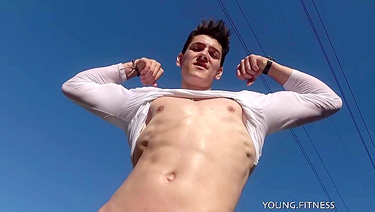 Ripped Hunk Flashes Hot Physique Then Takes Massive Cock Down Throat – EastBoyHeat 18+
