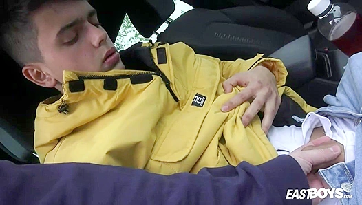 Finn Harper Gets Wild Handjob Heat in Cars Back Seat – EastBoys 18+