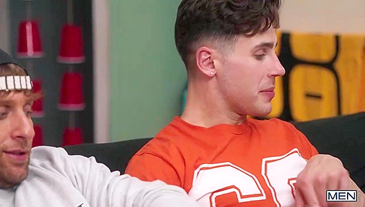 King Takes Control: Dominates Michael Vente with Bareback Ride – HotGayPornX 18+