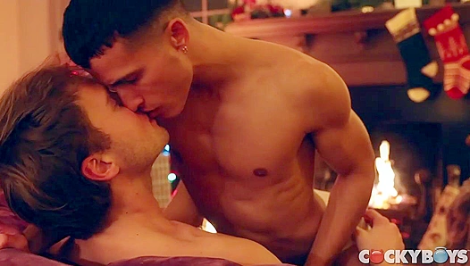 Daniel Evans Seth Cain Fulfill Steamy Holiday Fantasies – Merry Cocks Adventure