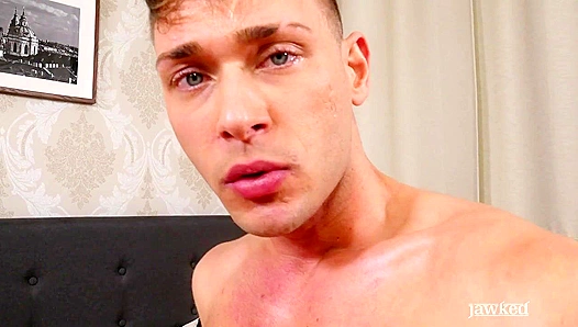 Joel Kris Rides Huge Muscle Cock in Hot Solo Gym Session – GayWorkout 18+