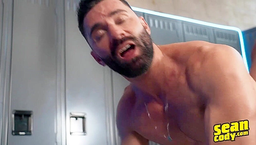 Levi Haydens Hot Post-Workout Glow: Tight Gear Rising Heat – SeanCodyX
