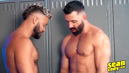 Levi Haydens Hot Post-Workout Glow: Tight Gear Rising Heat – SeanCodyX
