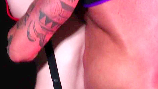 Armpit Seduction: Michael Roman Brody Fox Heat Up With Raw Desire – 18+