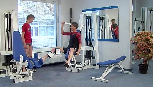 Patrik Dorsy Bud Fraser Flex Hard in Hot Muscle Worship Session – TinyGays 18+