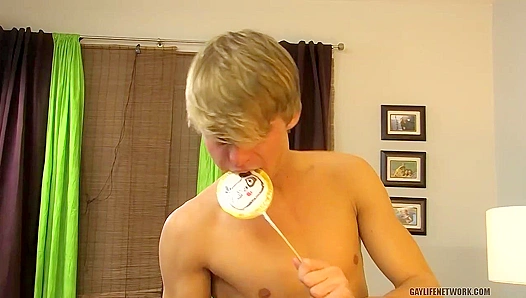 Craving Heat: Hot Neighbor Fuck Session Lasts All Night – LollipopTwinks 18+