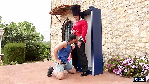 Thomas Unleashed: Riding Hard for Big-Cocked Stud Cole – Hot Gay Sex Scene