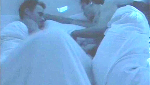 Morning Fire: Robbie Masters Filip Armstrong Burn Up the Sheets – GayXXX