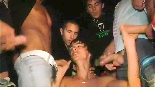 Marco Bill Ray Weil Dive Deep – Hot, Hard, and Ready for Action – GayXXX