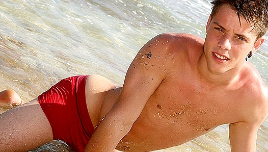 Sultry Fire: Alex Stevens Thomas Dyk Ignite Passion in Hot Session – GayXXX