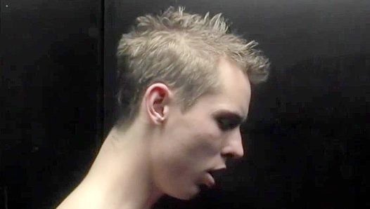 John Paul Dominates With Hard, Raw Ass-to-Mouth Fuck Session – GayPorn 18+