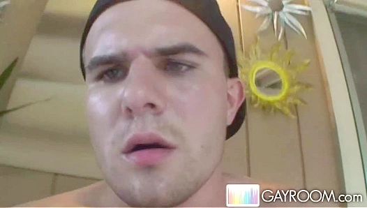 Ryan Middleton Fucks Himself Loose with Skillful Stretching — Steamy Solo Show