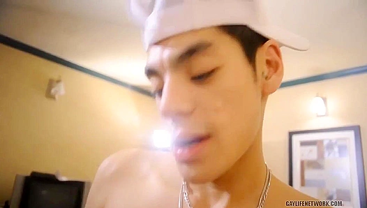 Brody Frost Loses Control in Motel Passion Explosion – LollipopTwinks 18+