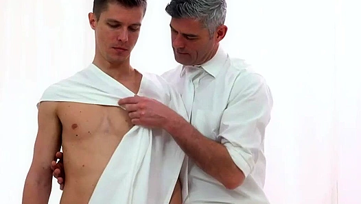 Steamy Rendezvous: Elder Nicols Tempts Young Missionary Lads – 18+