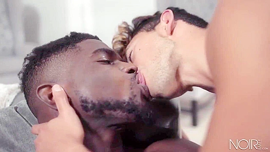 Devin Trez Claims Zeno Rey in Hot Interracial Anal Domination – GayPornHeat 18+
