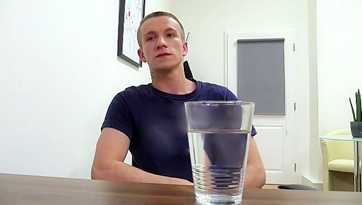 Perfect Stud Unleashed: Hot Kink Ignites in Sexy Audition – GayPornCasting