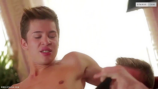 Angel Lopez Filip Bethsaidas Hot Steam Room Hookup – GayXXX