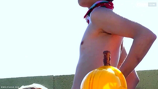 Hard Hats Off: Mike Cole Titus Snow Ignite Steamy Action On-Site – GayXXX