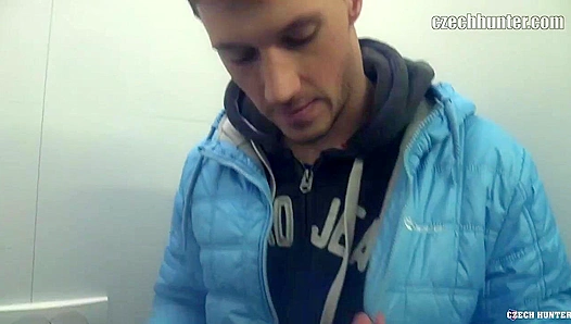 Rough Hunk Gets Pounded Hard, Finishes Off with a Thick Cum facial – XXX Gay