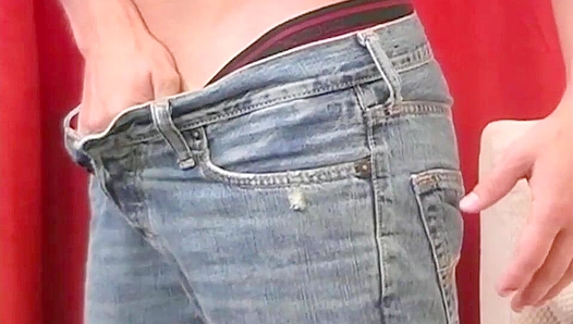 Bobby Clark Shows Off His Thick Ass While Jerking His Huge Cock – HotGayPorn69
