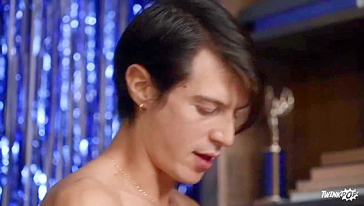 Steamy Showdown: Troye Deans Horny Chess Match Turns into Pure Lust – Xtra Hot
