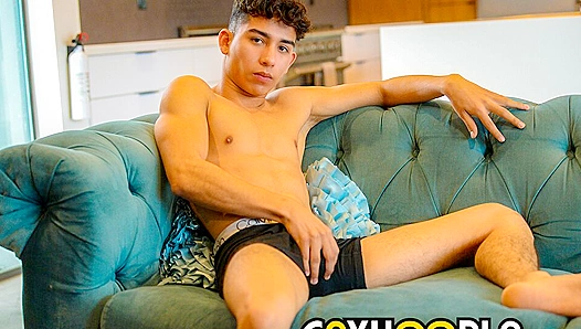 Johnny Ortegas Hot Solo Session: Moaning While JERKING That SMOOTH COCK – LIVE! 18+