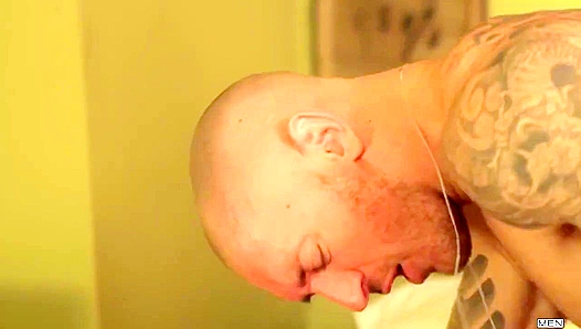 Paddy Francesco Unleashed: Steamy Mutual Ass Play Among Ripped Brit Bros – NaughtyLads 18+