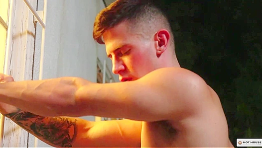 Quin Quire x Trevor Brooks: Midnight Heat Ignites Their Forbidden Lust – GayPornHeat 18+