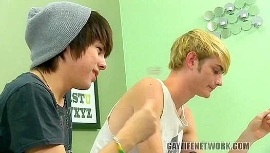 Double Trouble: Preston Kylers Wild Ride in Dual Penetration Action – LollipopTwinks