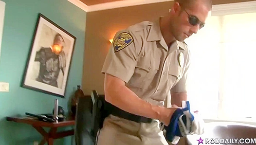 Steel-Hard Cravings: Hot Cops Turn Night Patrol into Pure Lust – RodDaily 18+