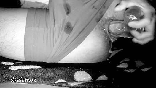 Craving Morning Heat: He Devours Cock to Start the Day Right – 18+