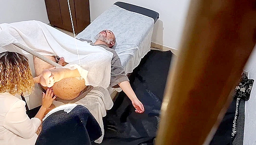 Doctors Exam Turns Hot: Patient Gets a Surprise from His Sexy Male Doctor – GayPornMD