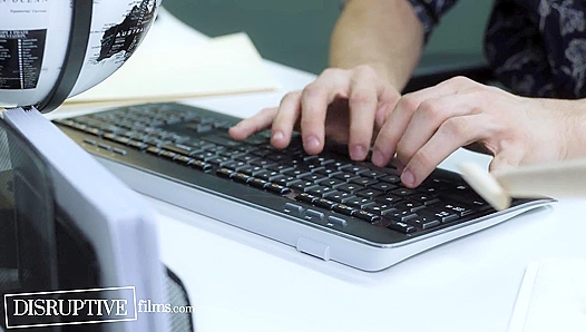 Power Play Gone Wild: Office Rivals Share More Than Just Glances – Risqu Threesome Action