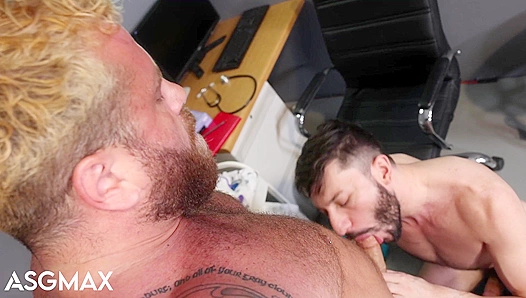 Doc Prescribes Pleasure: Deep Throat Therapy for Riley Mitchell – PrideStudios 18+