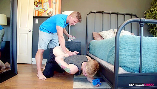 Raw Desire: Two Hot Men Cant Keep Their Hands Off Each Other – XXXGayTube 18+