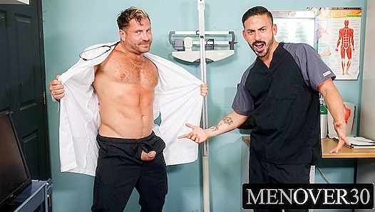 Bareback Muscle Clash: Soaked in Sweat Raw Male Energy – GayPornVault