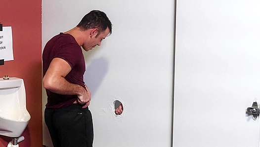 Hard Throat Glory: Deep Load Chasing Through the Hole – 18+