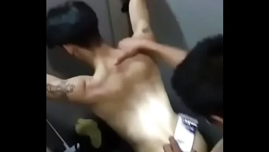 Curious Asian Twinks Hook Up in Locker Room Bathroom – GayFun 18+