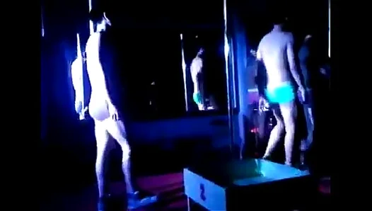 Steamy Rendezvous Under Moonlight: Thai Lovers Unleash Desire – XXXAsean 18+