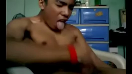 Asian Stud Unleashes Passion in Steaming Solo Climax – Hot Gay Action