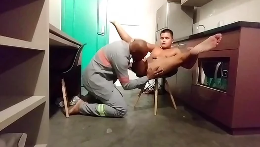 Hard Workers Collide: Passionate Encounter Between Hot Studs – Gay Homefuck 18+