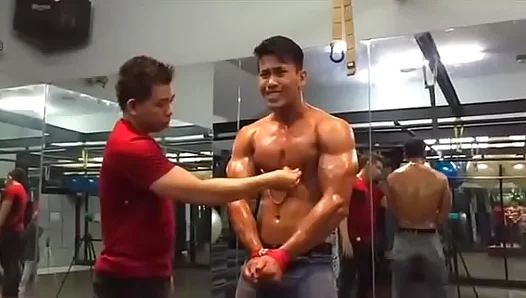 Asian Gym Hunk Craves More Nipple Play in Steamy Gay Workout Session – IntenseGay 18+