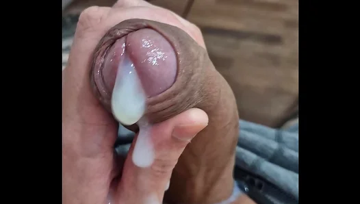 Naughty 18+ Brazillian Cutie JERKS OFF in Hot Homemade Solo Scene