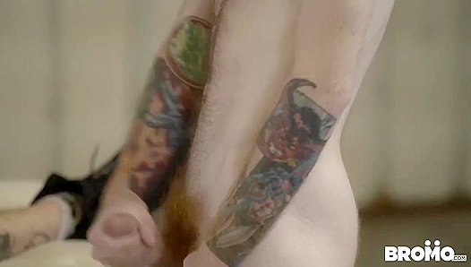 Jordan Levine Seamus OReilly Go Hardcore – Deep Fisting Bareback Action – TinyGays 18+