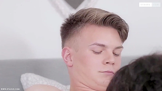 Craving Deeper Thrusts: Jim Plows Tylers Tight Ass Hard – Gay XXX