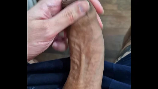 Tasting Silky Brazilian Heat — Sensual Solo Blowjob Action – Amateurs 18+