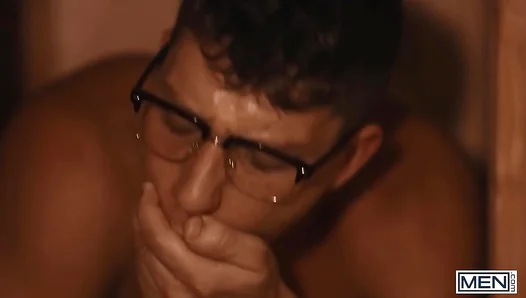 Paul Canon Gets Lured by Pierce Paris Hot Glory Hole Tease – Steamy Gay Encounter