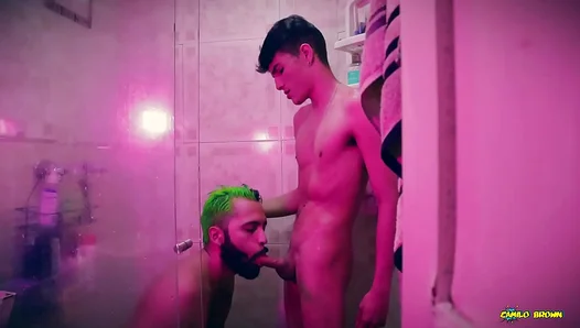 Camilo Brown Gets Head from Twink Andrs ZP in Steamy Shower Session – 18+