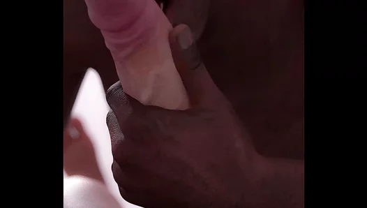 Big Wet Kisses: Massive Dark Lips Savor Thick Pale Cock – interracial Blowjob Heat