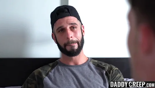 Tattooed Stepdad Gives Hot Steamy Rims to Horny Twink Stepson – 18+